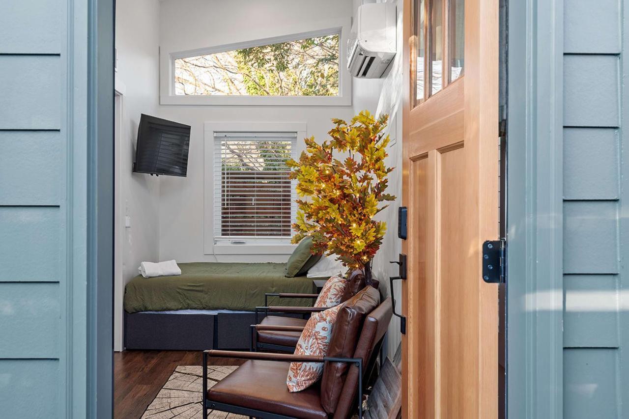 The Acorn - Tiny House In Historic Oakwood Villa Raleigh Luaran gambar